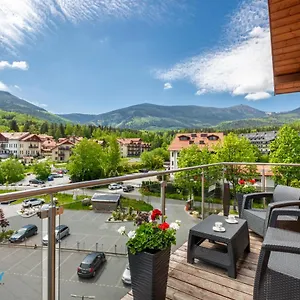 Bluesky: Mountain View Retreat In Karpacz